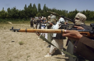 Výcvik afghánského Talibanu.